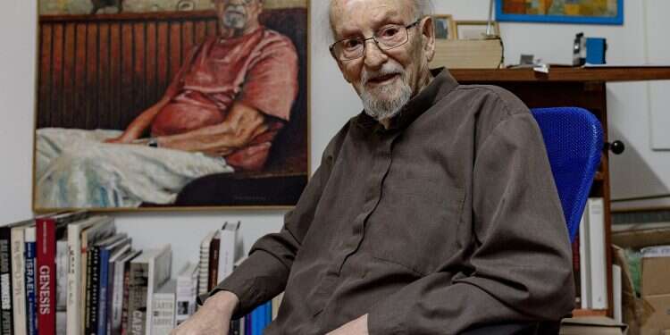 Israel Prize laureate Tuvia Ruebner dies