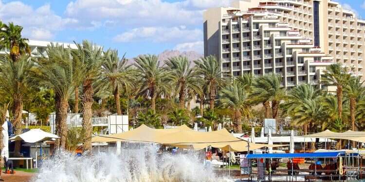 Poll: 93% of tourists to Israel in 2018 had 'good to excellent' time