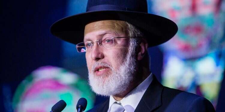 Argentine police arrest last member of gang who attacked chief rabbi