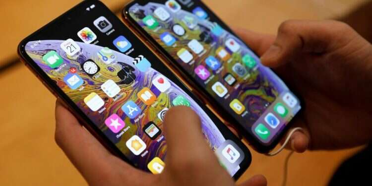 Israel holds 5G mobile network tender, aims for 2020 launch