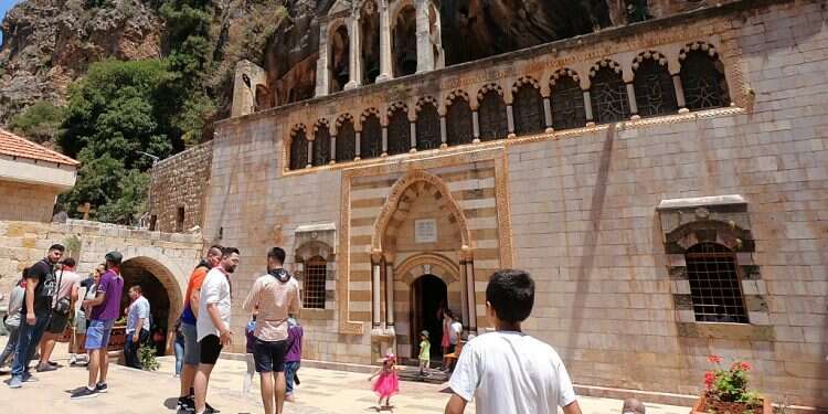 In Lebanon, a monastery brings together Christians scattered by war
