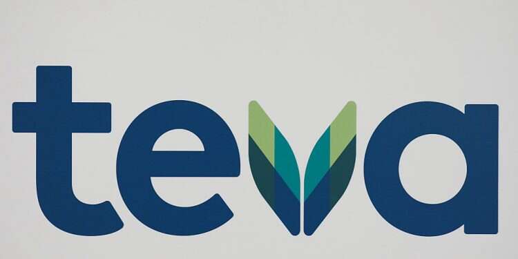 US lawmakers push Mylan, Teva over drug pricing probe