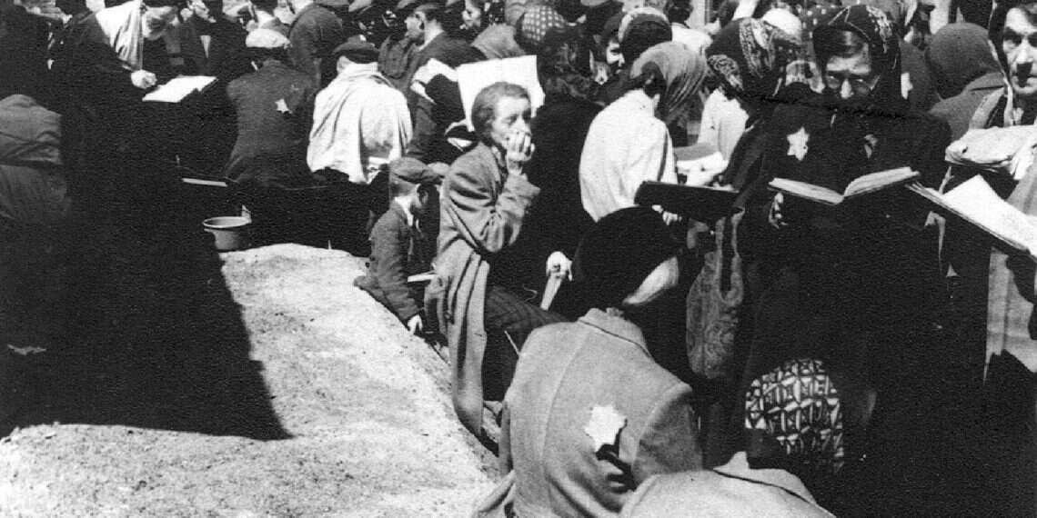Defying the Nazis, Jews celebrated High Holy Days at all costs
