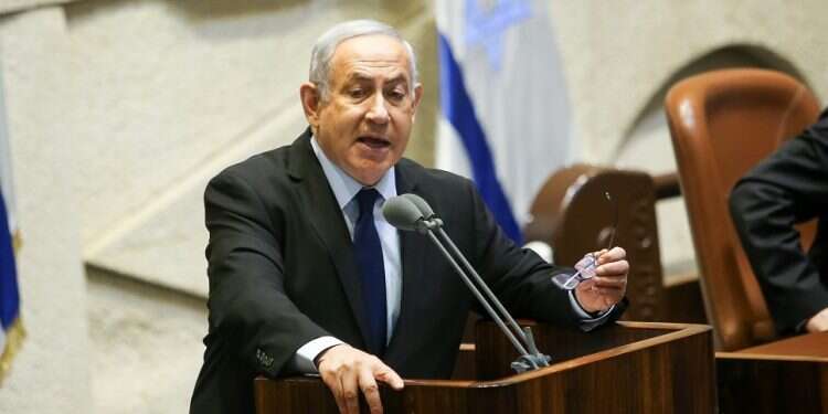 Netanyahu to Gantz: 'Stop the madness' of Arab-backed minority gov't, unite with Likud