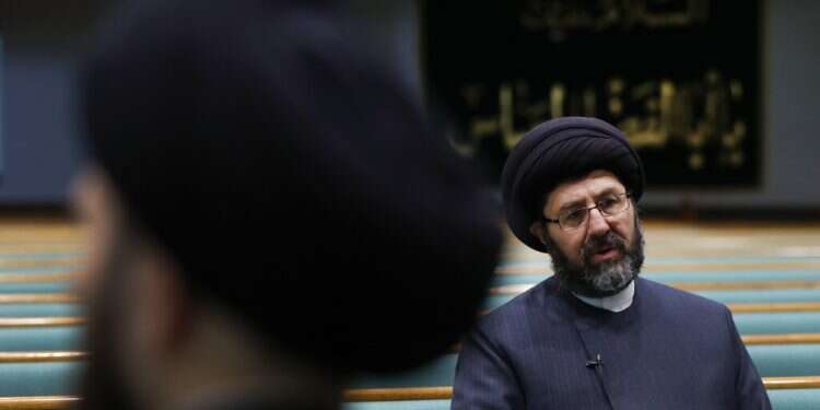 Imam Sayed Hassan Al-Qazwini speaks at the Islamic Institute of America US growth of Islam creates need for religious scholars