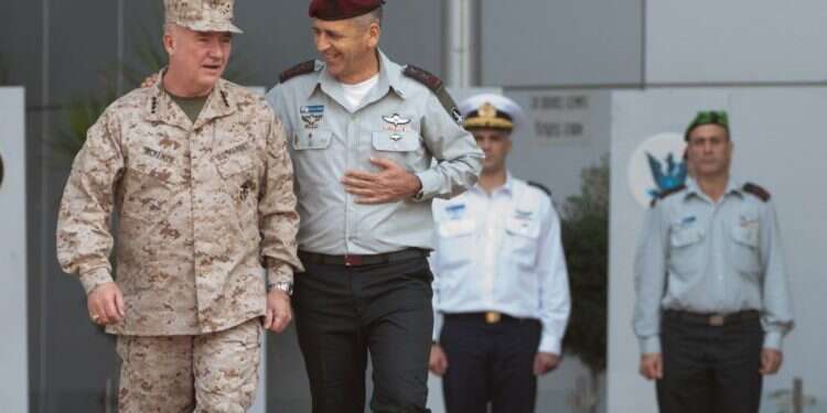 Israel hosts foreign military delegations to share knowledge of battle simulations