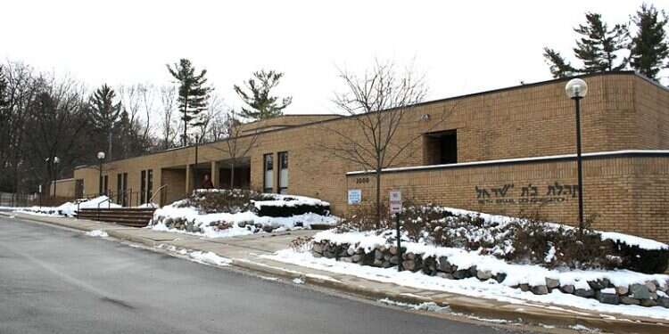 Michigan synagogue member sues anti-Israel protesters