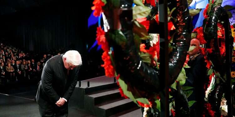 Israel's Holocaust museum apologizes for inaccurate videos