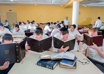 Battling defiance, state issues emergency order closing haredi schools