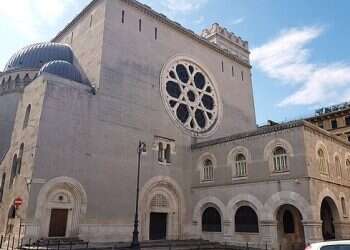 International crowdfunding initiative seeks to aid Italy's Jews