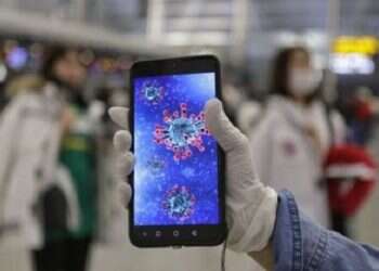 Israel takes steps to monitor coronavirus patients' phones 