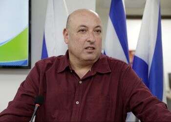 'Tens of thousands of Israelis will be infected with coronavirus'