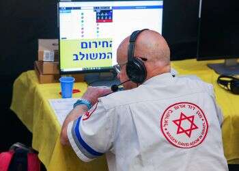 Corona cases hit 298, gov't mulls harsher public restrictions