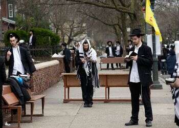 Dozens of Chabad members test positive for corona after visit to Brooklyn