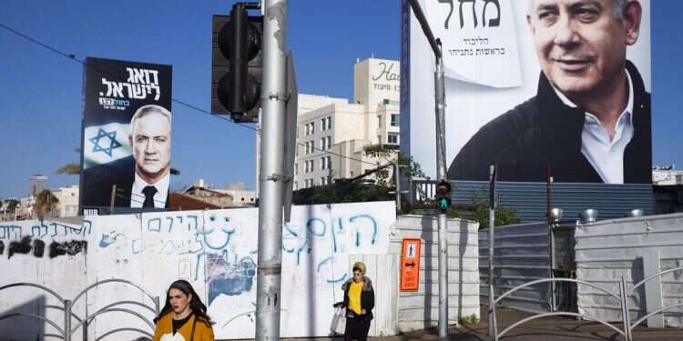 Netanyahu gains strength as coalition deadline nears