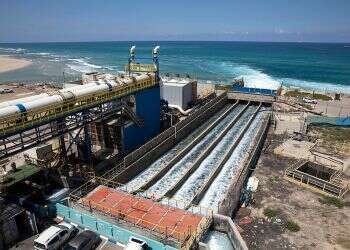 Did US pressure cause China to lose a construction bid in Israel?