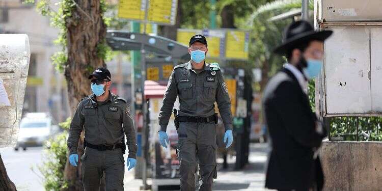 Gov't bars Lag B'Omer bonfires, lifts other corona restrictions