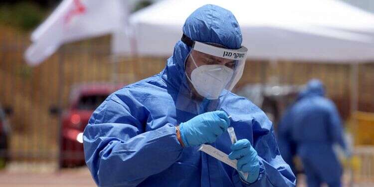 Daily corona tally spikes to 85, Health Ministry warns of new outbreak