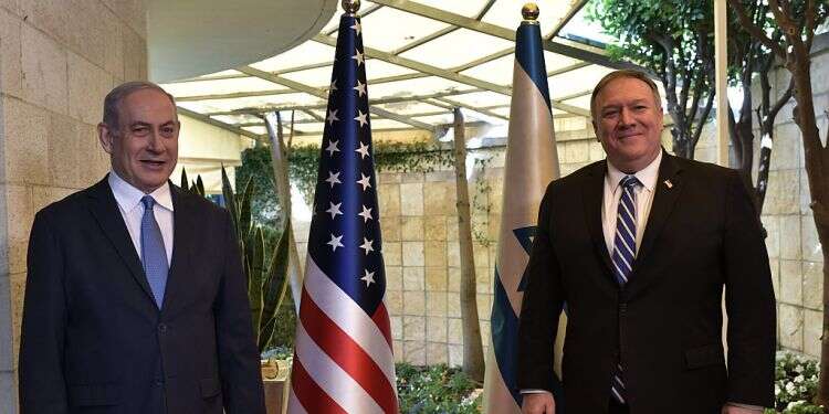 'Israel has both a right and an obligation to decide on applying sovereignty'