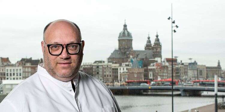 Corona crunch forces Israeli celebrity chef to close Michelin-star restaurant