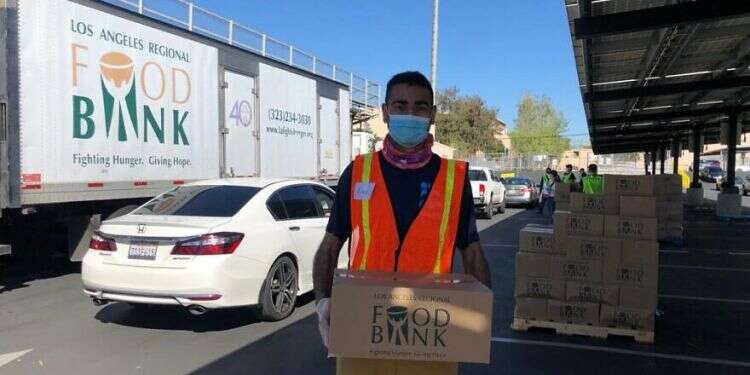 Israeli humanitarian group joins efforts to combat coronavirus-related hunger in California