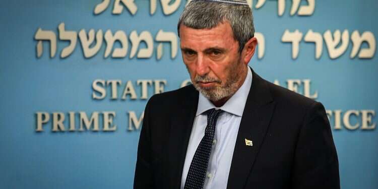 'Netanyahu prefers weak politicians. We're not weak'