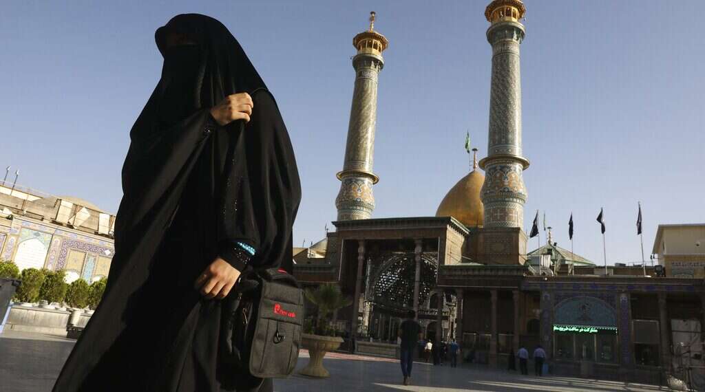 Iran may offer discounts to lure airlines to fly through its airspace