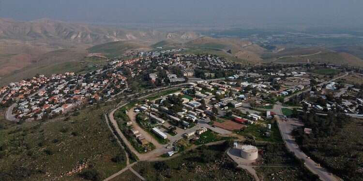 Likud: Settlement leaders opposing Trump plan are 'irresponsible,' 'crazy'