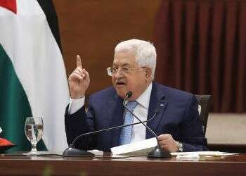 Palestinian official warns Abbas willing 'to let PA collapse' to foil Israel's sovereignty bid