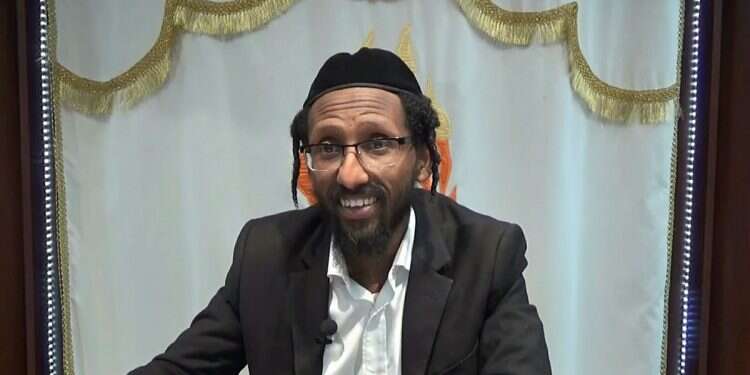 Rabbi Baruch Gazahi Rabbi who said women get breast cancer because of immodesty resigns from Shas