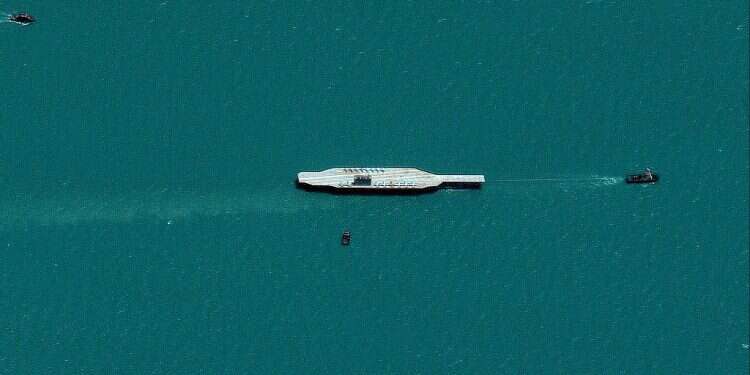 Iran moves mock-up US carrier to mouth of Gulf