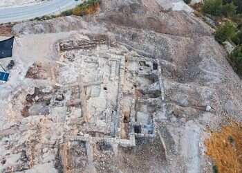 Dozens of First Temple period seals unearthed in Jerusalem