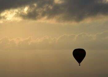 Firm to offer balloon rides from Alaska to 'edge of space'