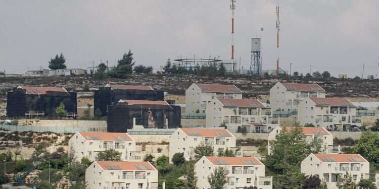 United Israel Appeal says won't invest in projects beyond Green Line