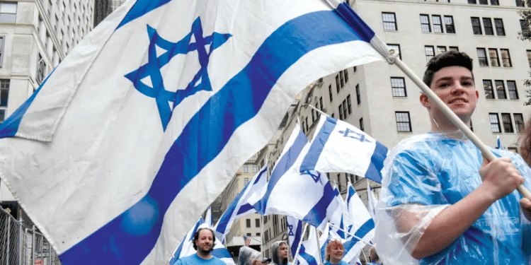 American Jews marching in New York with Israeli flags Israel must fight for its partnership with US Jewry's liberal wing