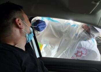 Record 1,464 new corona cases confirmed, mostly among young people