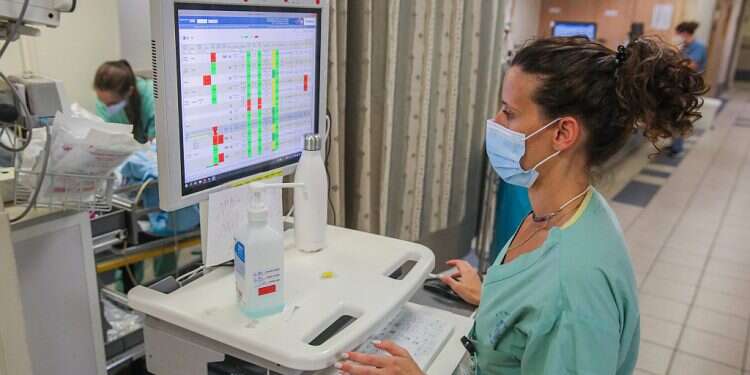 Nurses go on strike as virus tally exceeds 50,000