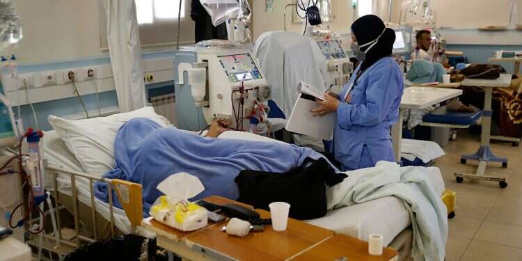 Crisis hits Lebanon's hospitals, among the best in Mideast