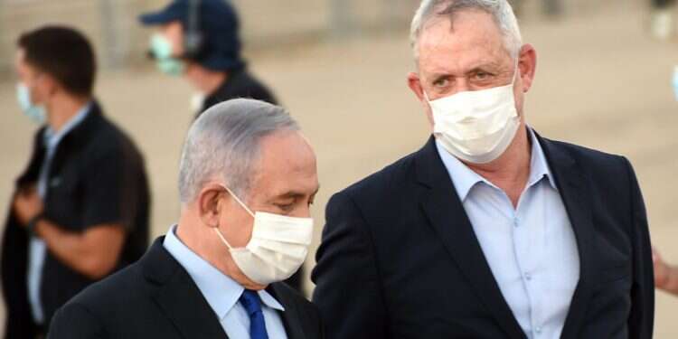 Prime Minister Benjamin Netanyahu and Blue and White leader Benny Gantz (Haim Horenstein/Pool) 'Blue and White can relax, Netanyahu doesn't want elections'