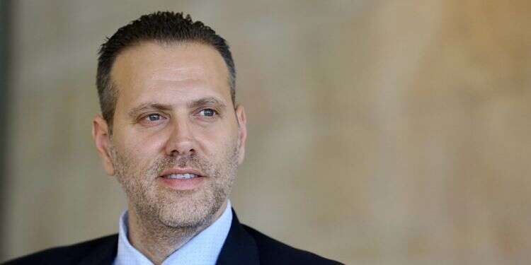 'I don't think the government will live out its days'