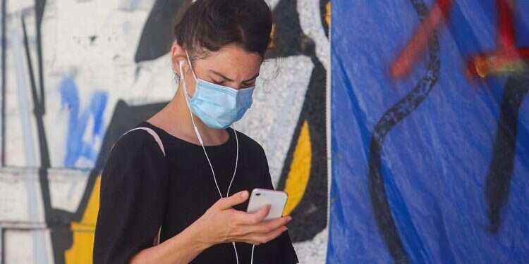 Report: Shin Bet was tracking Israelis' cell phones long before COVID