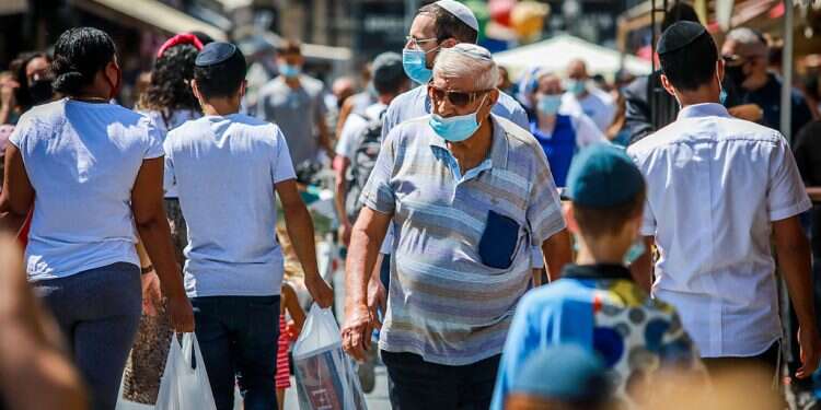 Poll: Israelis fear coronavirus pandemic, have somber future outlook