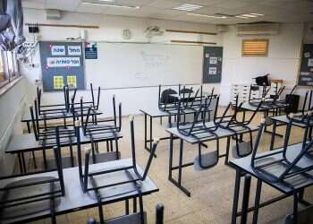 Teachers call off planned strike