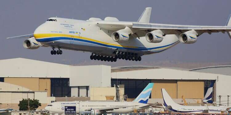 The Antonov landing at Ben-Gurion International, 3, August One of the largest planes in the world arrives in Israel