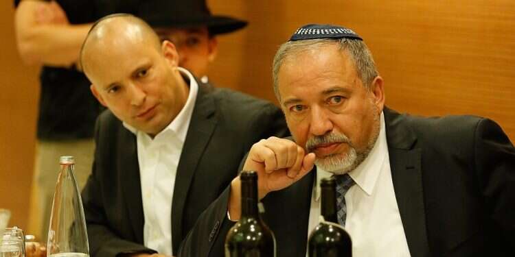 Lieberman, Bennett snub Netanyahu's 'feelers' for a narrow right-wing gov't‎