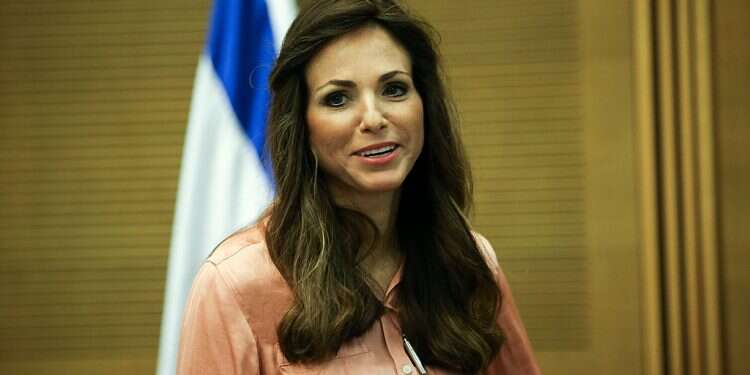 Minister outlines plan to bolster unity among Diaspora Jewry