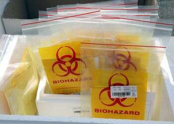 Health officials push for nationwide holiday lockdown