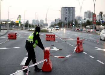 Cabinet backs full lockdown as corona outbreak proves relentless  