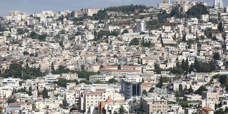 Emiratis considering consulate in Haifa or Nazareth