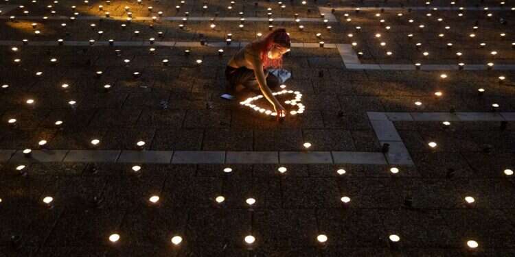 Israel lights candles for Rabin 25 years after assassination